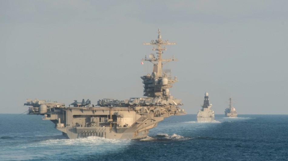 Iran: un porte-avion am&eacute;ricain dans le Golfe, la r&eacute;pression se poursuit