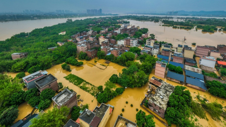 China emite la m&aacute;xima alerta por lluvias en una importante provincia del sur