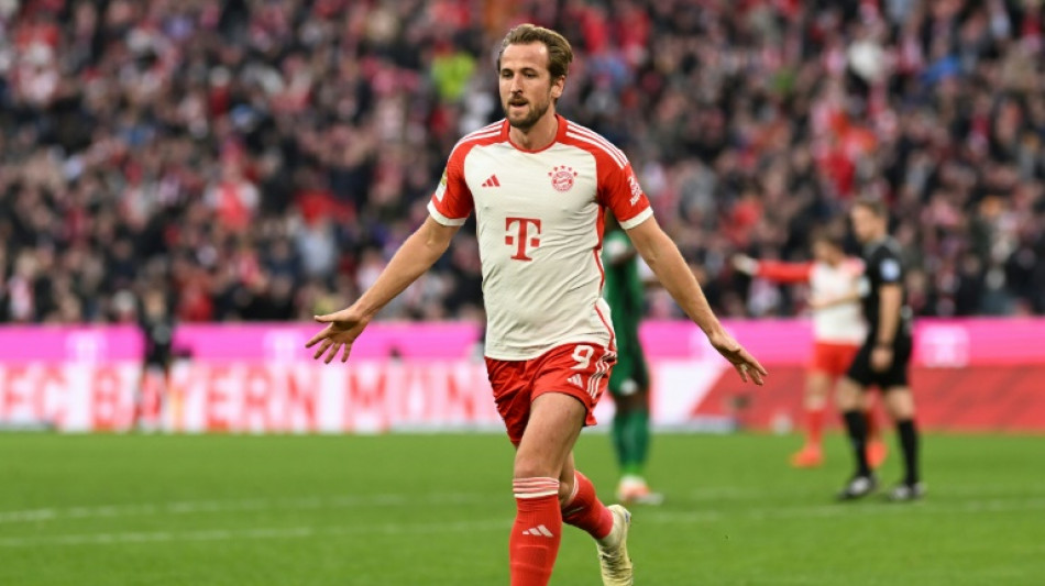 Leverkusen e Bayern vencem e mant&ecirc;m dist&acirc;ncia antes de confronto direto