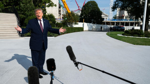 Trump ribadisce, 'bonus da 5.000 dollari a ogni americano se vinciamo le midterm'