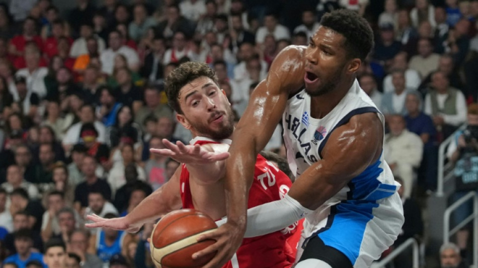 Euro de basket: la Turquie gifle la Gr&egrave;ce et rejoint l'Allemagne en finale