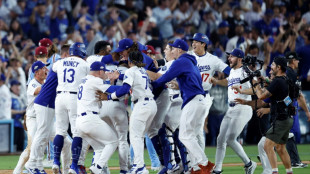 Dodgers win thriller to advance after Phillies blunder