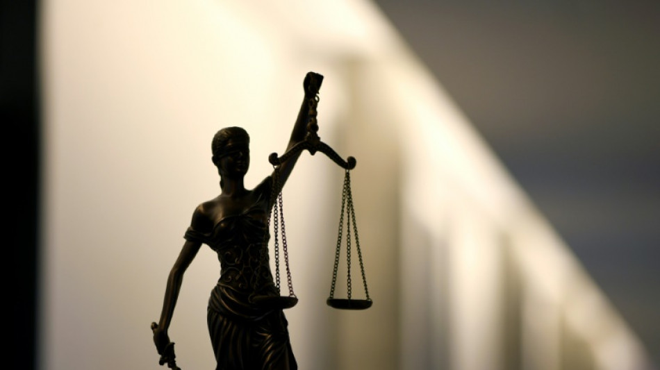 Urteil gegen IS-Anhänger in Düsseldorf: Haftstrafen von bis zu vier Jahren