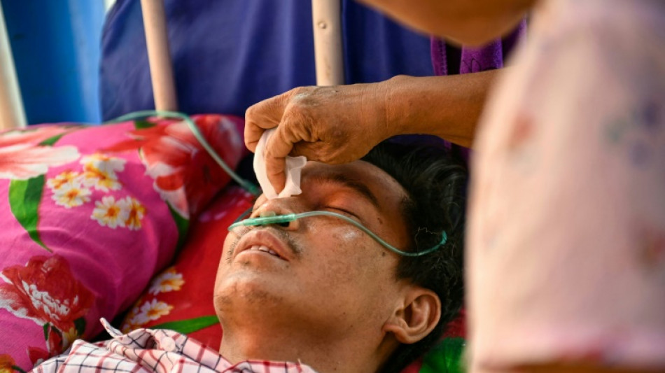 Professor soterrado por terremoto em Mianmar bebeu urina para sobreviver