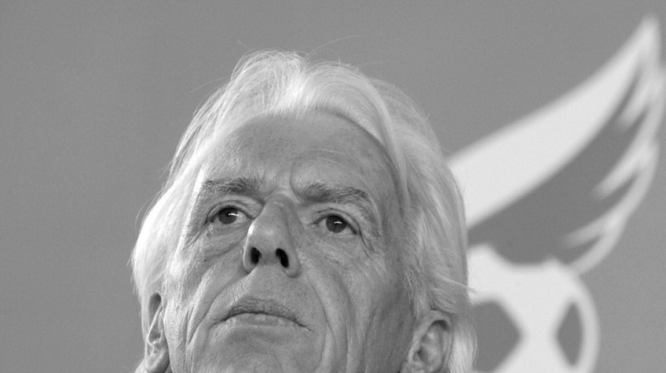 Leo Beenhakker, ex-técnico do Real Madrid e da seleção holandesa, morre aos 82 anos