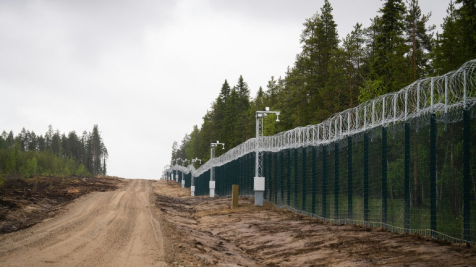 Dans une ville frontali&egrave;re finlandaise, l'inqui&eacute;tude monte face au renforcement de l'arm&eacute;e russe