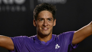 Em final argentina, B&aacute;ez vence Navone e conquista Rio Open