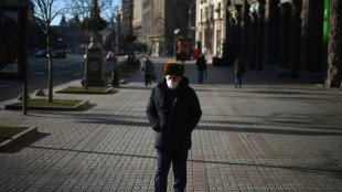 Kiev est&aacute; lejos del frente, pero el miedo a la guerra se deja sentir