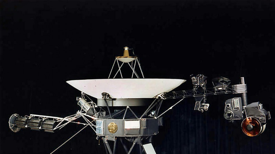 La NASA escucha el "latido" de la sonda Voyager 2 tras apag&oacute;n involuntario