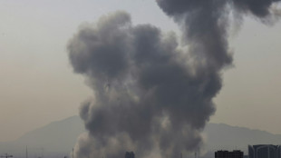 EUA e Israel atacam o Ir&atilde;, que incendeia a regi&atilde;o com m&iacute;sseis