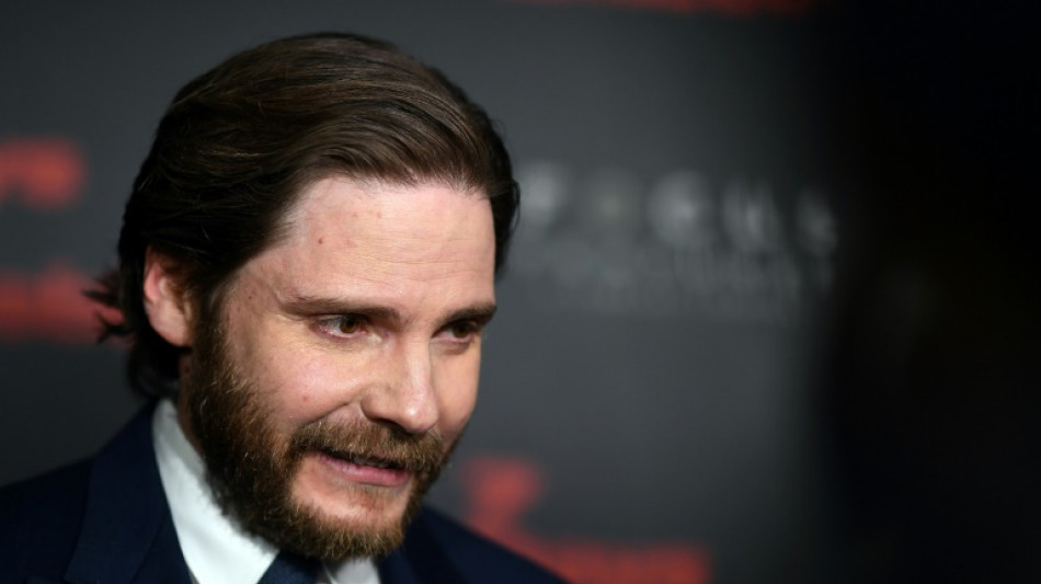 "Becoming Karl Lagerfeld": apr&egrave;s Balenciaga, place au Kaiser de la mode sur Disney+