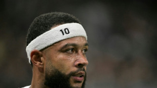 Memphis Depay retorna &agrave; sele&ccedil;&atilde;o holandesa para duelo contra a Espanha