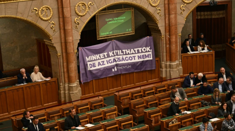 Ungarn: Parlament schränkt Rechte von Angehörigen sexueller Minderheiten weiter ein