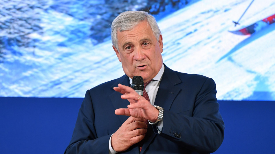 Tajani scrive a Al Thani, negoziati percorso obbligato