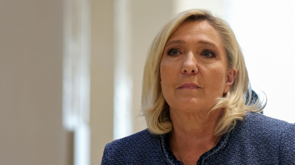 Procès RN: inéligibilité immédiate pour Le Pen, un séisme à deux ans de la présidentielle