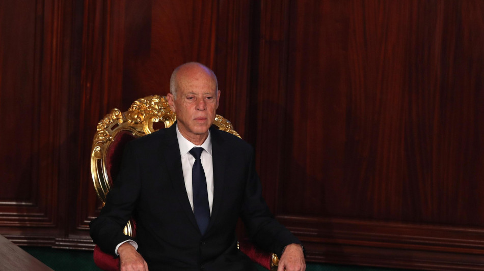 Tunisia, presidente Saied riappare in pubblico, ispezione a impianto idrico El Golla