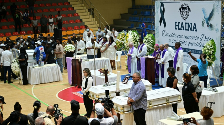 En République dominicaine, un "déchirant" hommage aux victimes de la discothèque