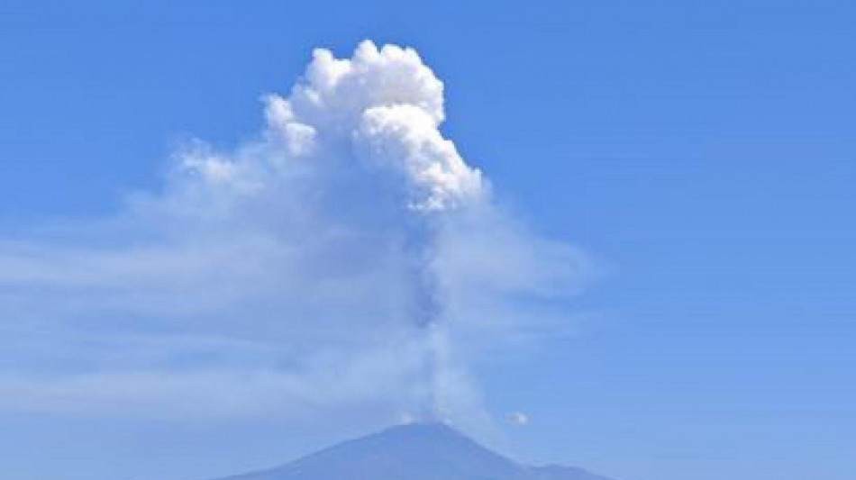 Etna, interrotto flusso lavico da nuova bocca effusiva