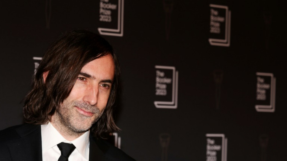 El novelista irland&eacute;s Paul Lynch gana el presitgioso Booker Prize 2023