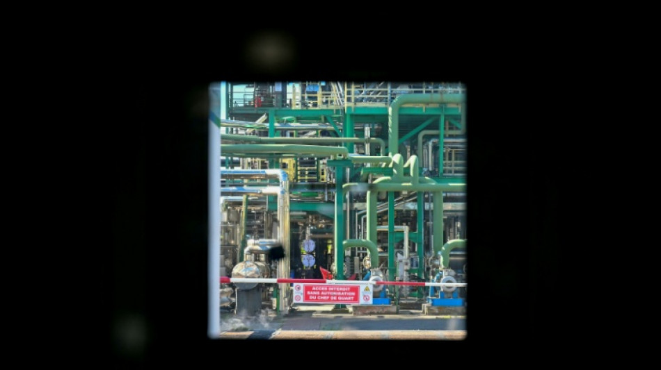 Una corte francesa ordena a TotalEnergies rendir cuentas por las emisiones de sus clientes