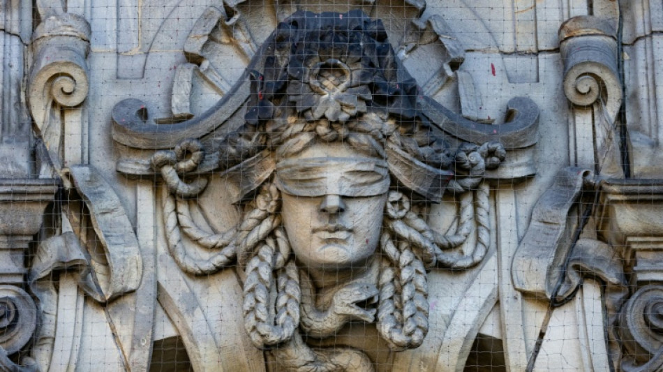 Bayern: IS-Gehaltsliste f&uuml;hrt zu Verurteilung von Iraker zu &uuml;ber drei Jahren Haft