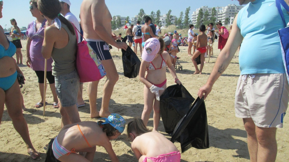 Pediatri, 'anche esposizione breve può causare disidratazione'