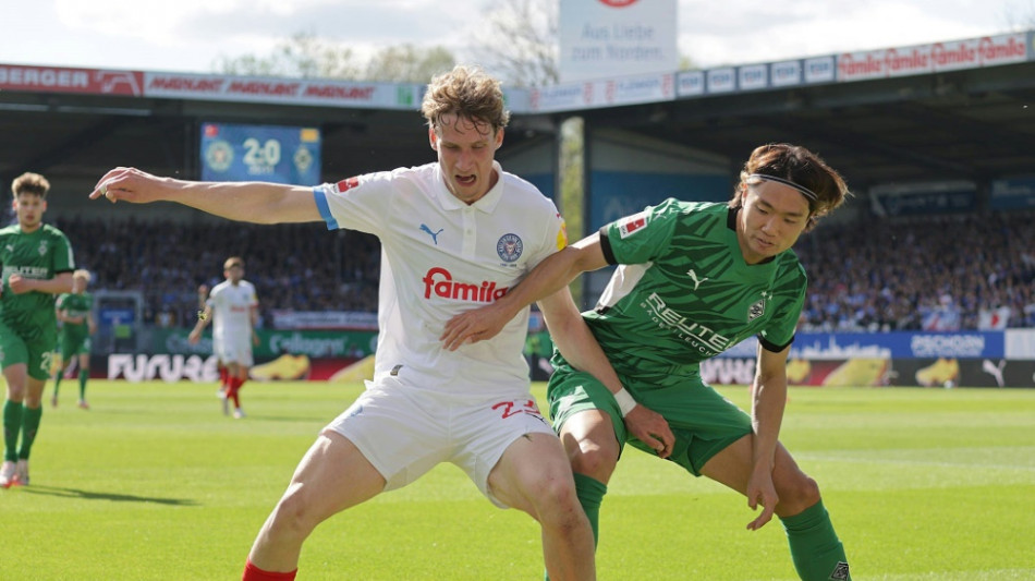 Machino macht Kiel Hoffnung: Spektakulärer Sieg gegen Gladbach