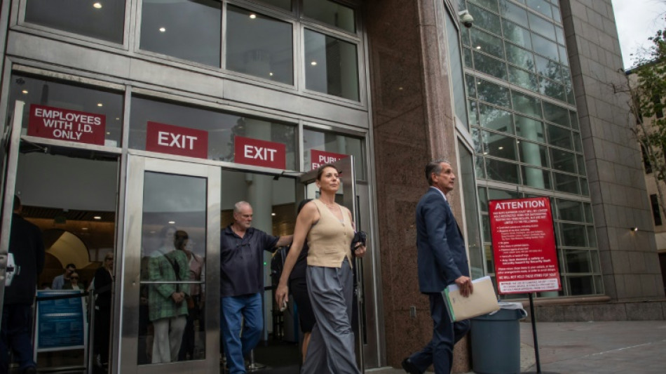 Posponen la audiencia de los hermanos Menéndez en California