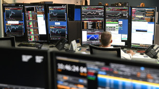 Borsa: Milano chiude in lieve rialzo con l'Europa, vola Amplifon