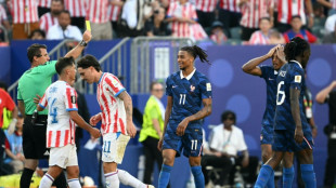 Federa&ccedil;&atilde;o Francesa pede &agrave; Fifa que cart&atilde;o amarelo aplicado a Olise seja anulado