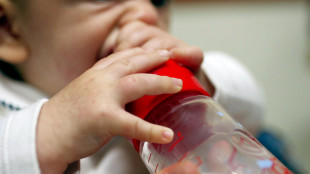 Da biberon a ciuccio, vademecum pediatri per crescere denti sani