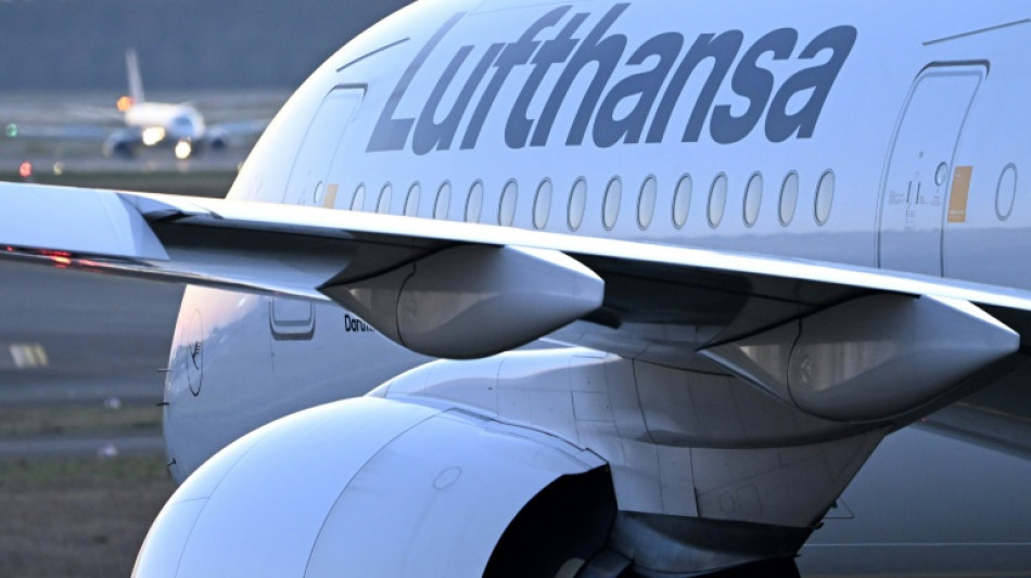 Lufthansa: Knapp 800 Fl&uuml;ge wegen Streiks annulliert
