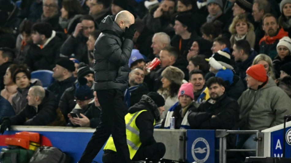 Chelsea perde para o Brighton (3-0) e pode sair do G4 do Ingl&ecirc;s