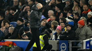 Chelsea perde para o Brighton (3-0) e pode sair do G4 do Ingl&ecirc;s