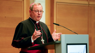 "L&uuml;gen und Dem&uuml;tigung": B&auml;tzing besorgt &uuml;ber Trumps Politikstil