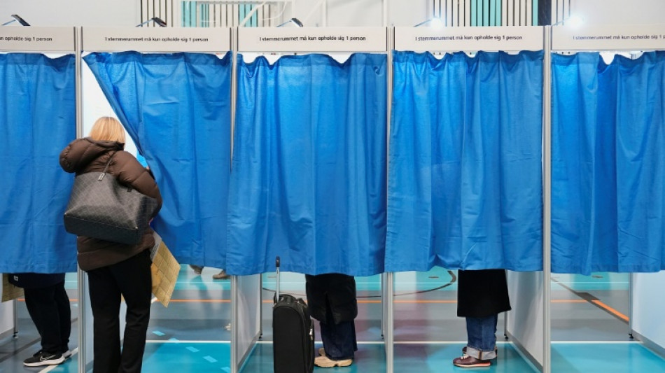 Inmitten von Cyberattacken: D&auml;nen stimmen &uuml;ber Regional- und Kommunalparlamente ab