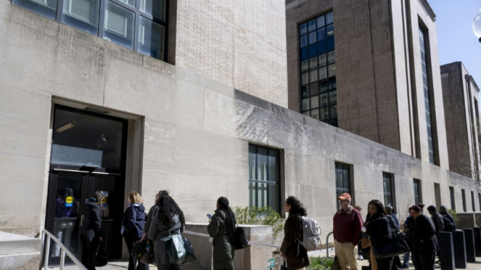 Despidos masivos de 10.000 trabajadores en el Departamento de Salud de EEUU