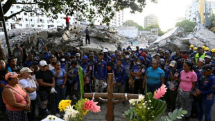 Un minuto de silencio en una zona del desastre en Venezuela, un mes despu&eacute;s de los terremotos