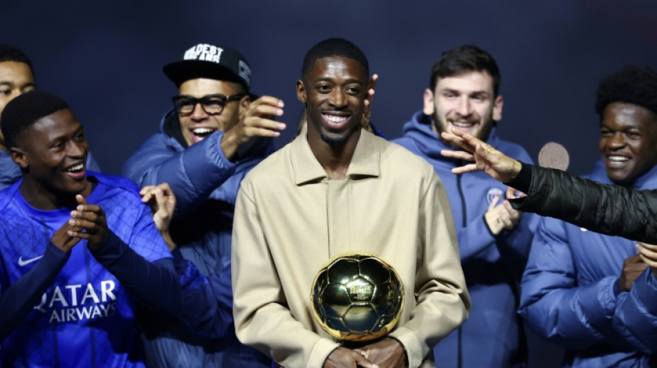 Demb&eacute;l&eacute; vai comemorar Bola de Ouro com seu primeiro clube no domingo