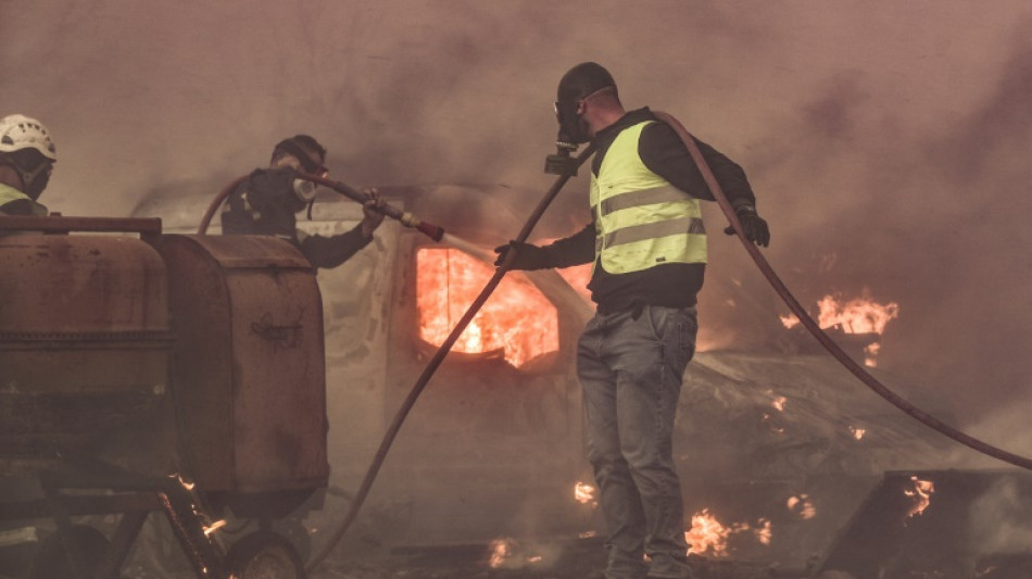 L'Europe toujours &eacute;cras&eacute;e de chaleur, des zones baln&eacute;aires &eacute;vacu&eacute;es en Gr&egrave;ce