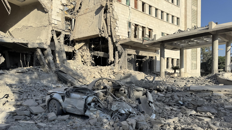 Mosca, 'raid israeliani violazione sovranit&agrave; della Siria'