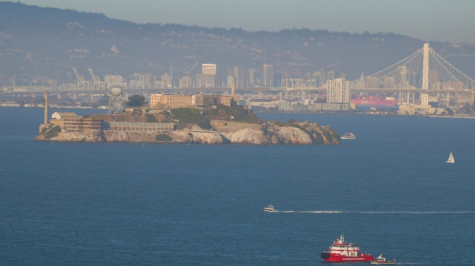 Un muerto y tres desaparecidos en EEUU tras el naufragio de un barco cerca de Alcatraz