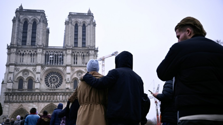 Notre Dame de Paris celebra as primeiras missas de Natal ap&oacute;s inc&ecirc;ndio de 2019