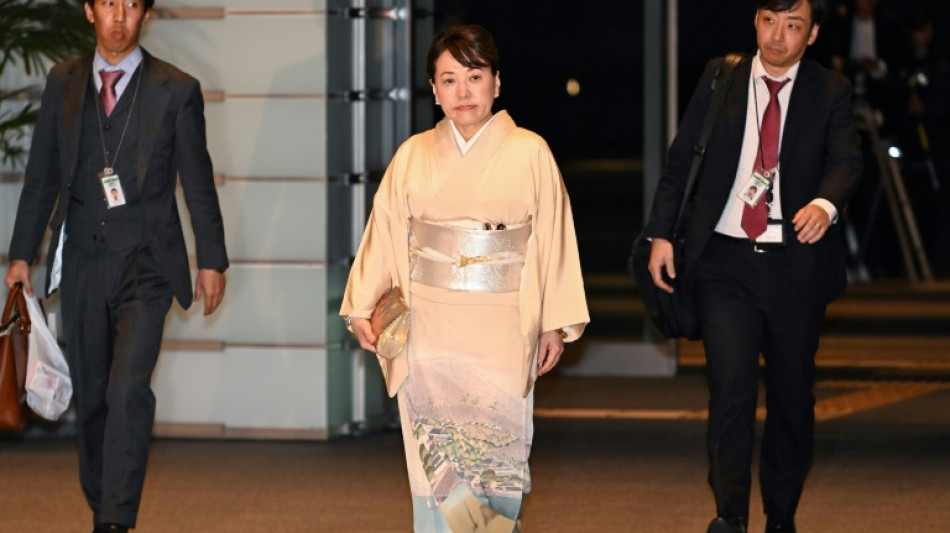 Japón insta a sus universidades a aceptar a estudiantes de campus de EEUU