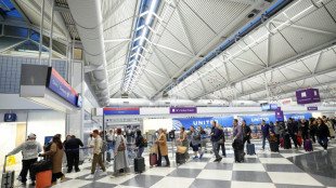 Centenas de voos são cancelados nos EUA por fechamento do governo federal