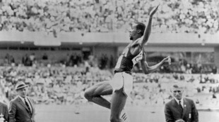 Vendida por USD 441.000 medalla del salto del siglo de Bob Beamon en los JO de M&eacute;xico