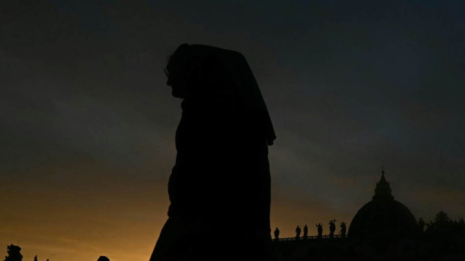 El Vaticano ordena a los tradicionalistas desistir de nombrar obispos