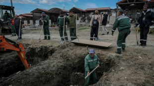 "On se conna&icirc;t tous": tristesse et col&egrave;re en Mac&eacute;doine du Nord apr&egrave;s l'incendie d'une discoth&egrave;que