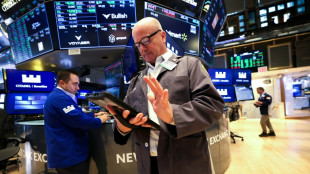 Wall Street en petite hausse, entre crédit américain et tensions commerciales