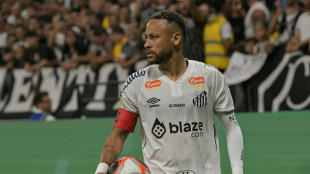 Gelb-Rot zum Abschluss? Neymars Zukunft bei Santos offen